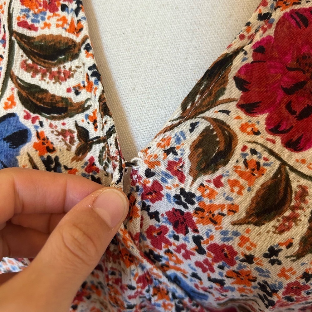 O'Neill amaze Floral shorts and wide sleeve Jumpsuit romper - Picture 9 of 13